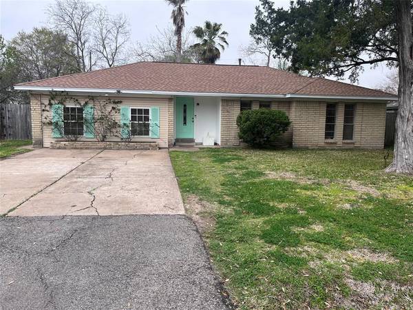 2206 Sierra ST, League City, TX 77565