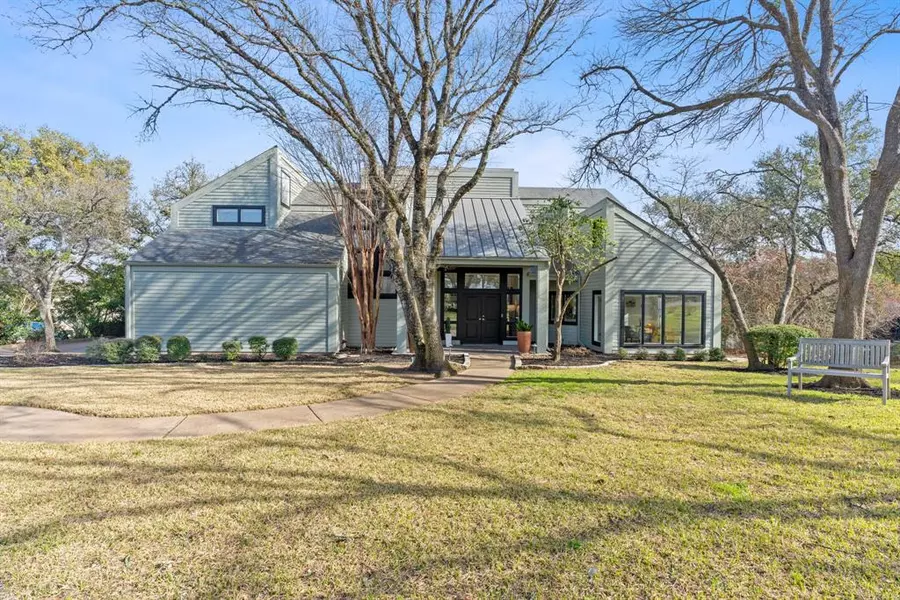 1802 Yaupon Valley RD, West Lake Hills, TX 78746