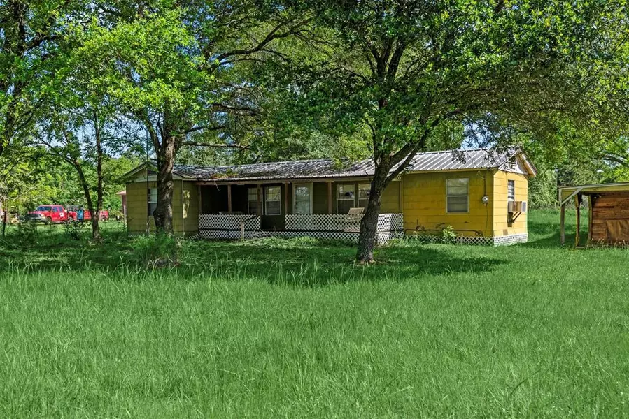 1787 E Hwy 287, Groveton, TX 75845