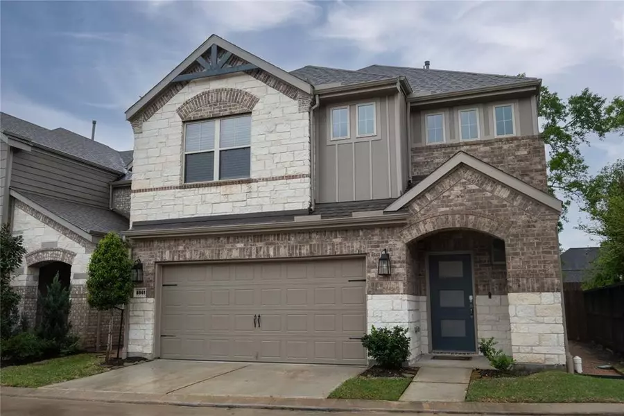 8961 Monterey View DR, Houston, TX 77080