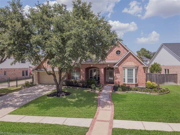 8215 Emerald Meadow LN, Humble, TX 77396