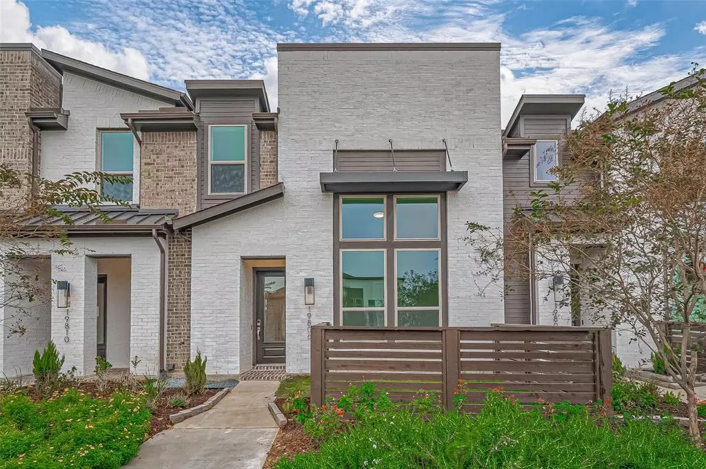 Cypress, TX 77433,19806 Travis County WAY