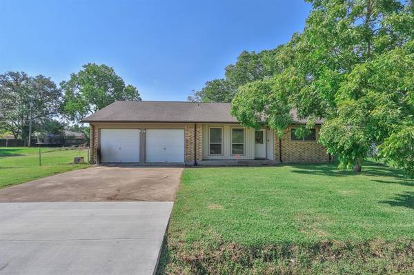 4816 32nd ST E, Dickinson, TX 77539