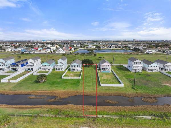 2511 103rd ST, Galveston, TX 77554