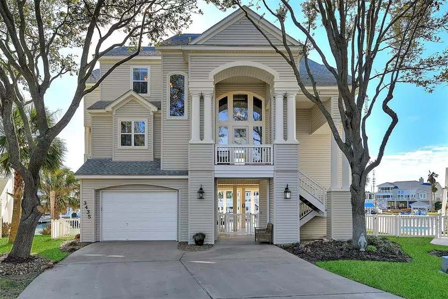 3435 Lanyard PL, Galveston, TX 77554