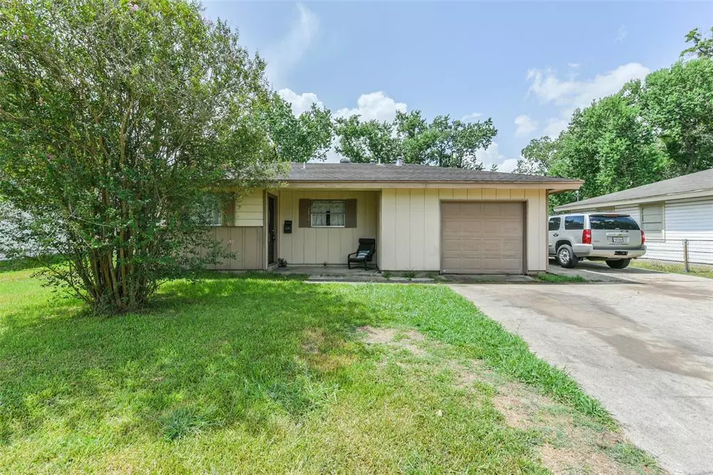 Pasadena, TX 77506,2816 Camille ST