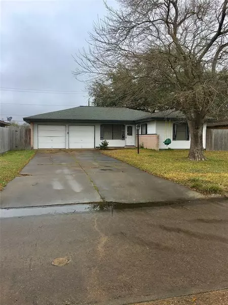 2206 18th AVE N, Texas City, TX 77590