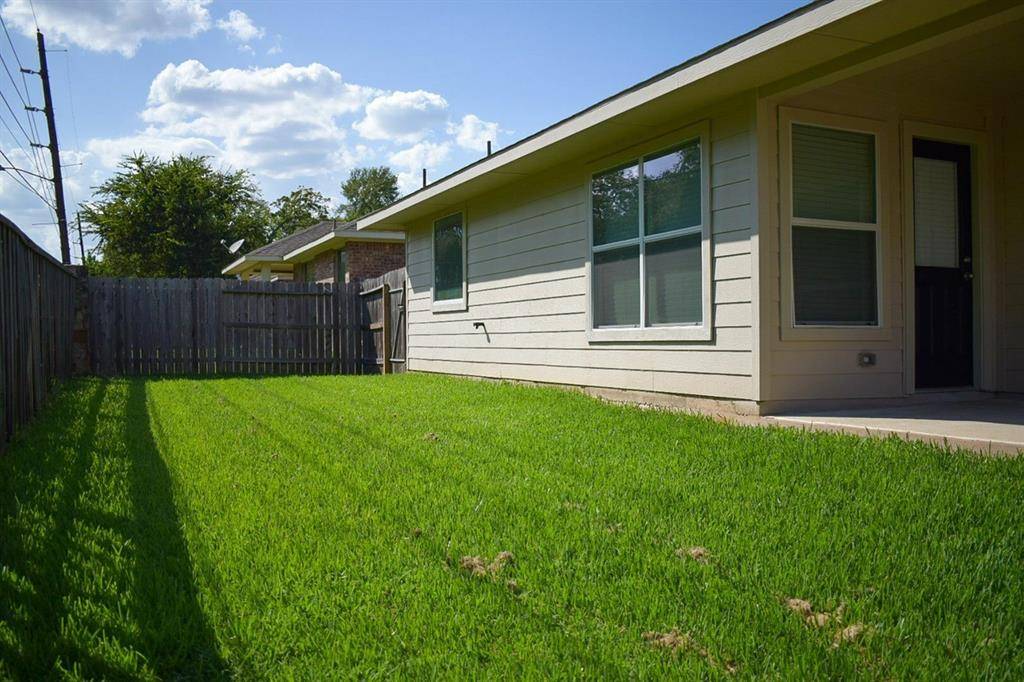 Montgomery, TX 77356,13421 Raintree DR
