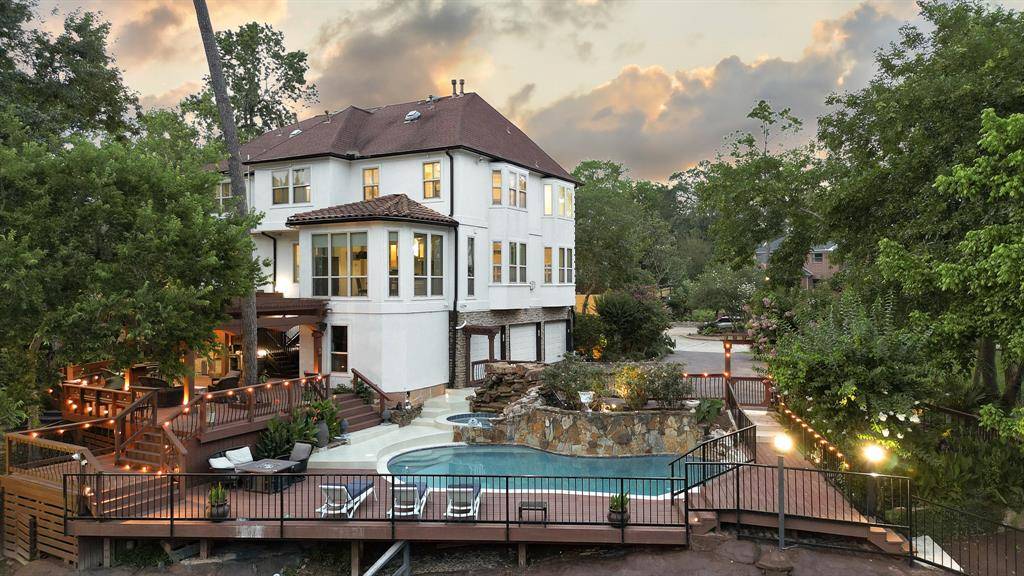 1 Magnolia Bend DR, Hunters Creek Village, TX 77024