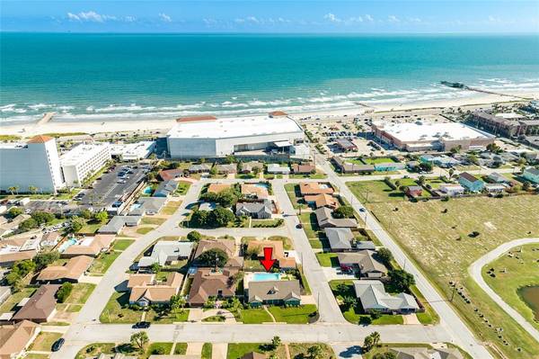 Galveston, TX 77551,5525 Ibis DR