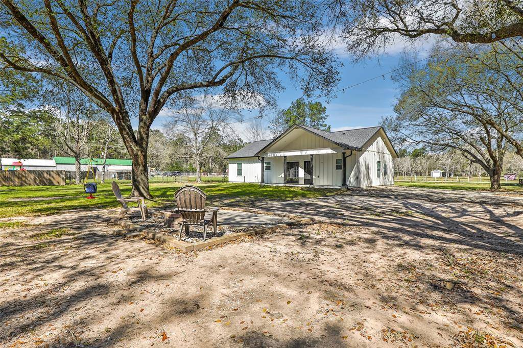 99 Hickory Ridge DR #D,  Huffman,  TX 77336