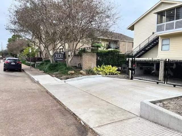 3131 Cummins ST #34, Houston, TX 77027