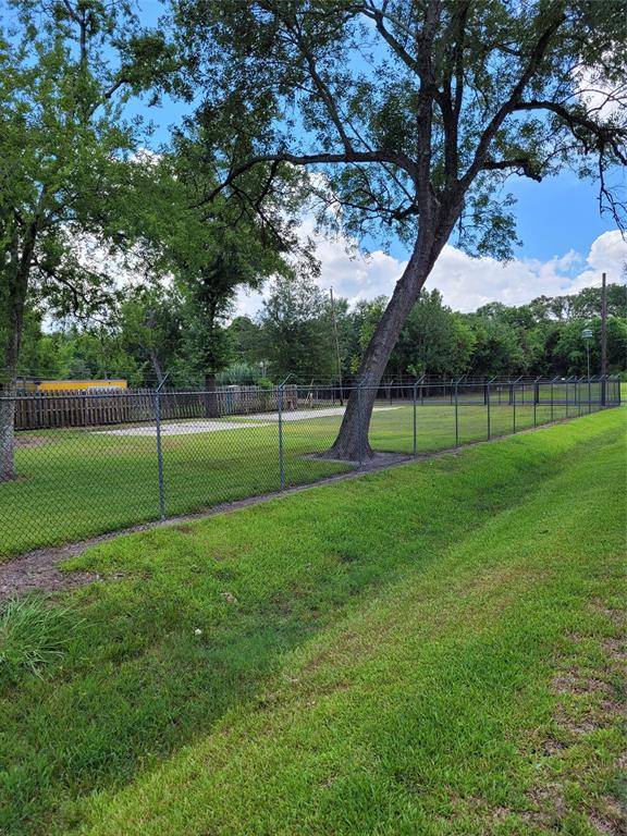 4802 Edgewater DR, Houston, TX 77093