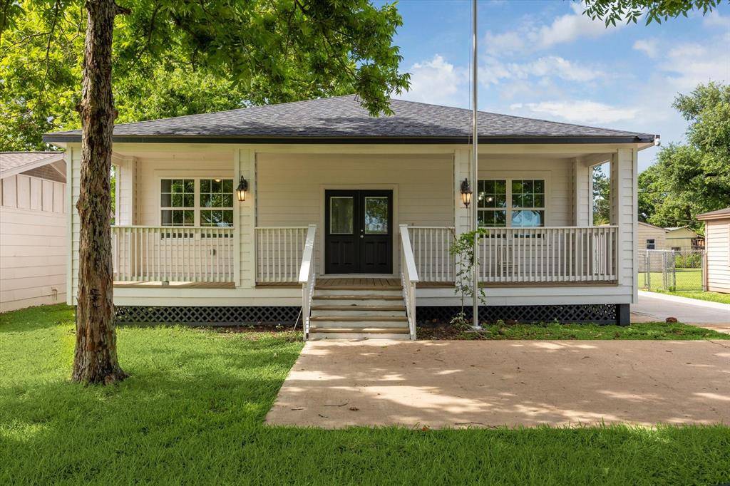 11706 Palmsprings DR, Houston, TX 77034