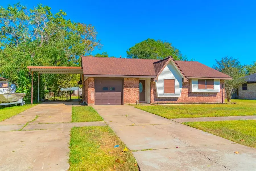 1419 Avenue D, Danbury, TX 77534