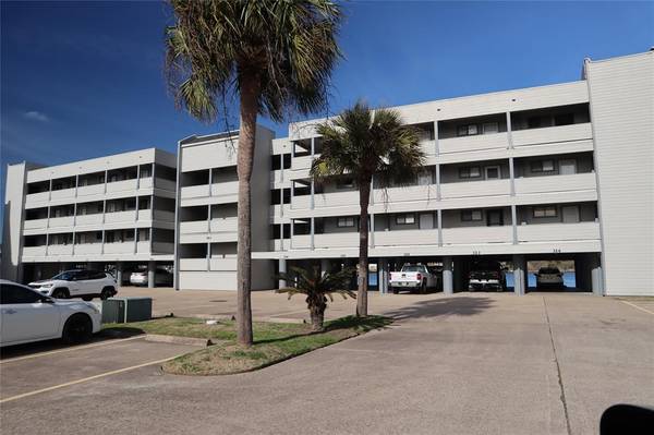 580 Pleasure Island BLVD #215,  Port Arthur,  TX 77640