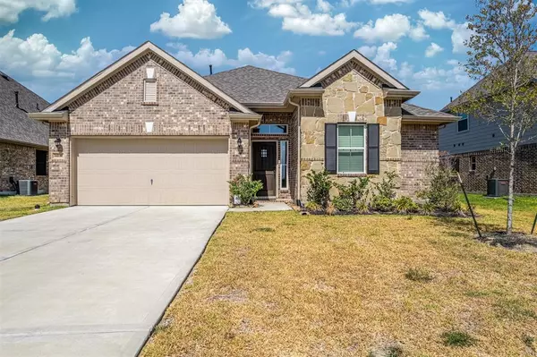 14111 Little River DR, Baytown, TX 77523