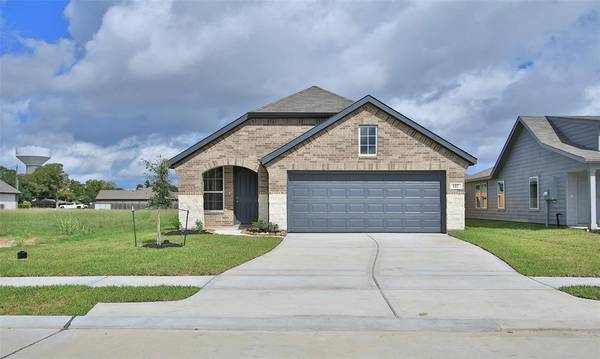 117 Laura Leigh LN, Angleton, TX 77515