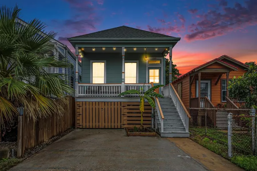 1309 Avenue M, Galveston, TX 77550