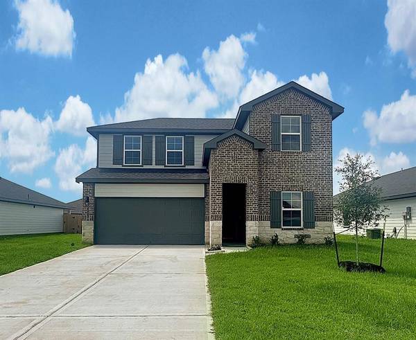 5134 Sunset Oaks Drive, Fresno, TX 77545