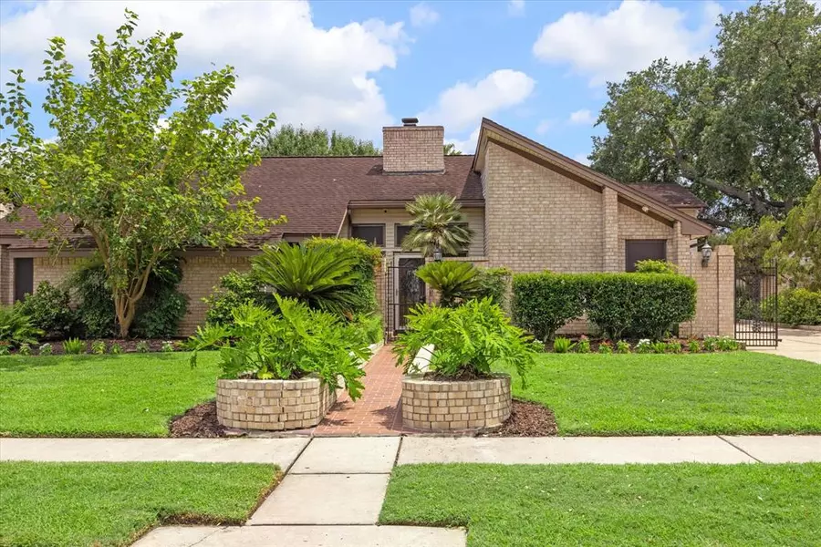 4410 Valparaiso CIR, Pasadena, TX 77504