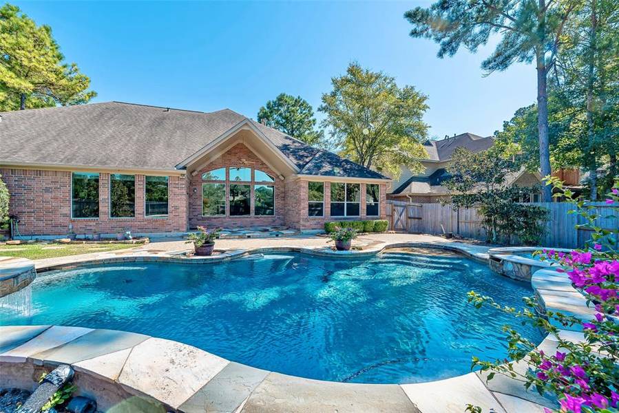 38 N Chantsong CIR, The Woodlands, TX 77382