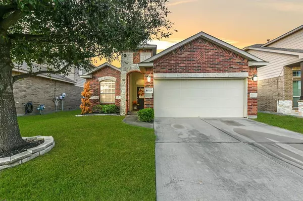 15723 Egret Field LN, Houston, TX 77049