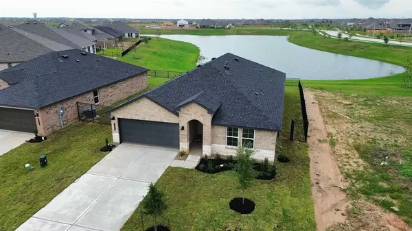 2412 Seneca Lake DR,  Texas City,  TX 77591