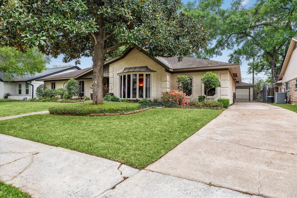 Houston, TX 77042,10607 Riverview DR