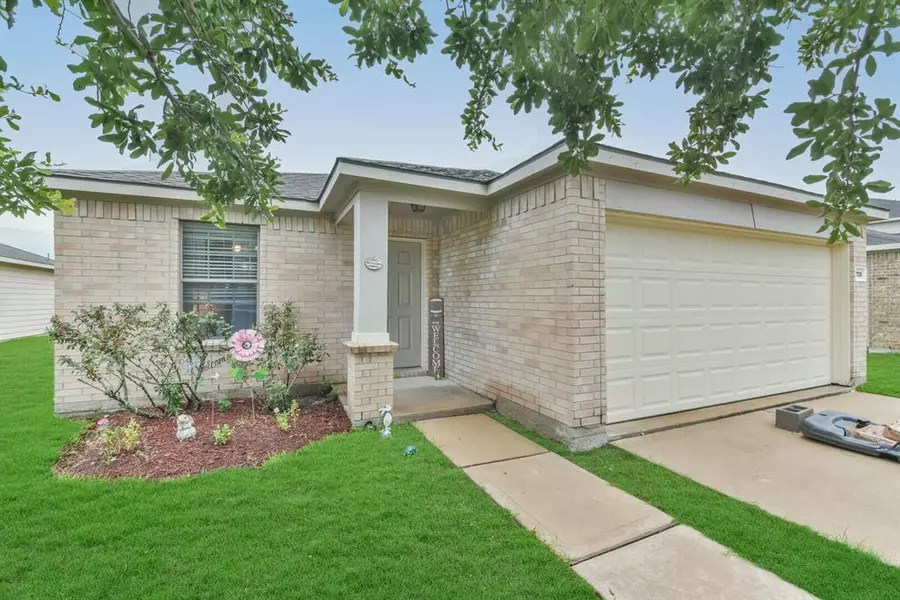 2726 Roaring Oaks LN, Katy, TX 77449