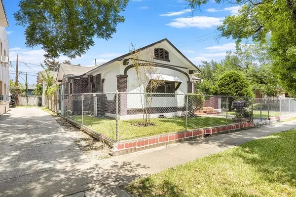 4219 Polk ST, Houston, TX 77023