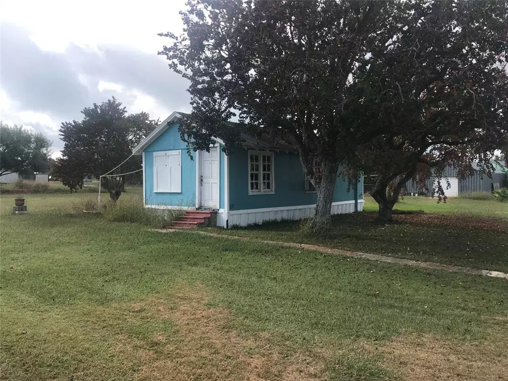 Port Lavaca, TX 77979,57 5th ST