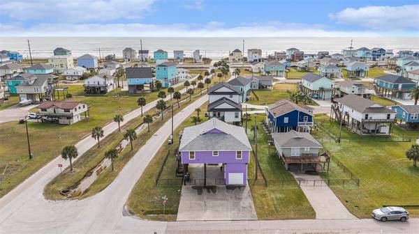 23101 Camino ST, Galveston, TX 77554