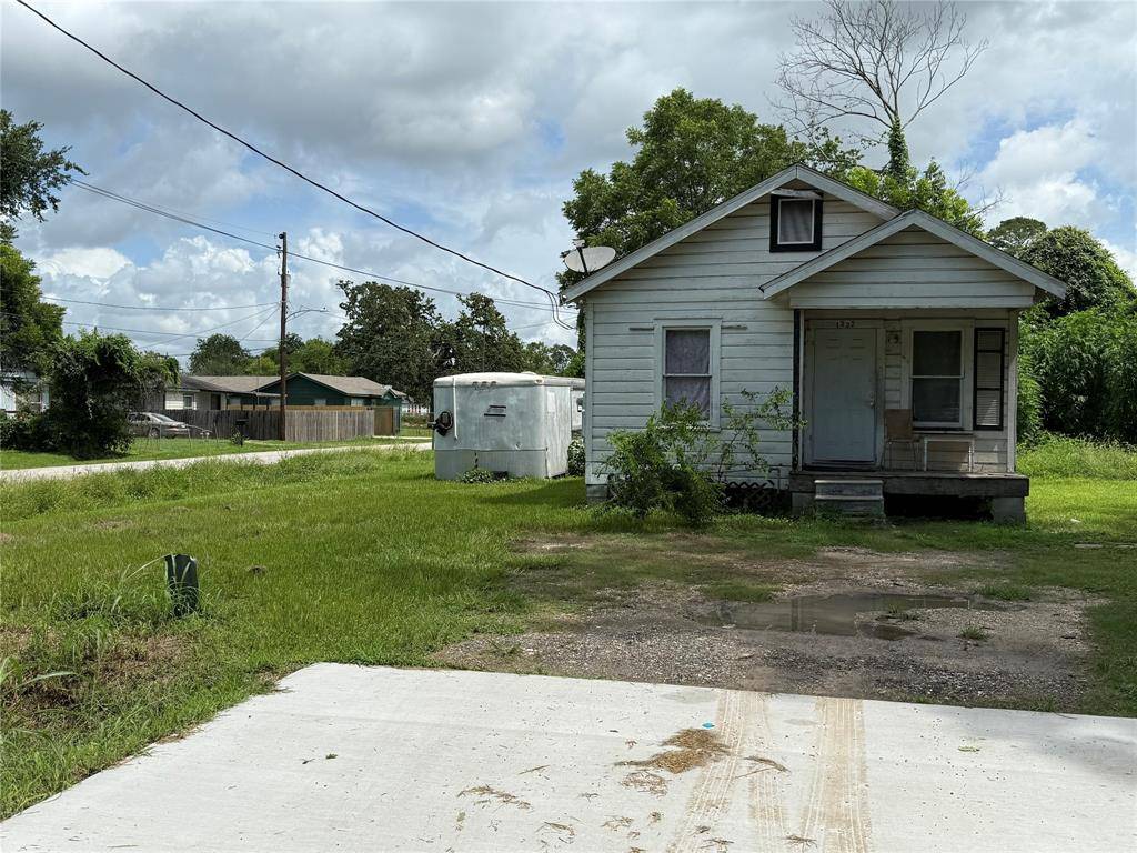1310 De Soto ST, Houston, TX 77091