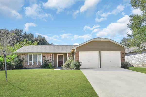 16430 Paint Rock RD, Friendswood, TX 77546