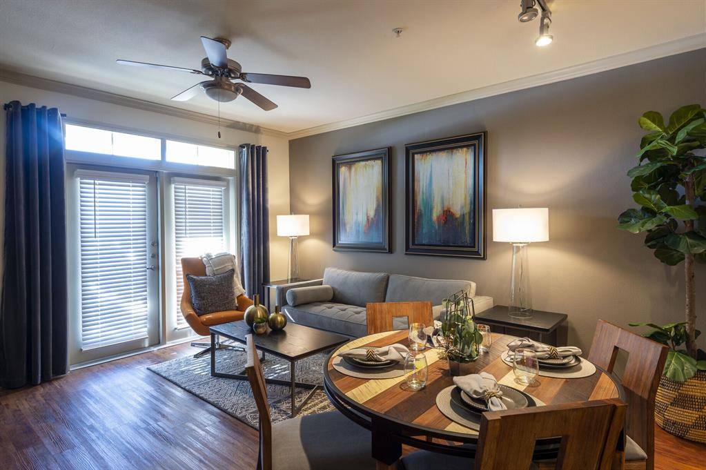 8877 Lakes At 610 DR #334, Houston, TX 77054