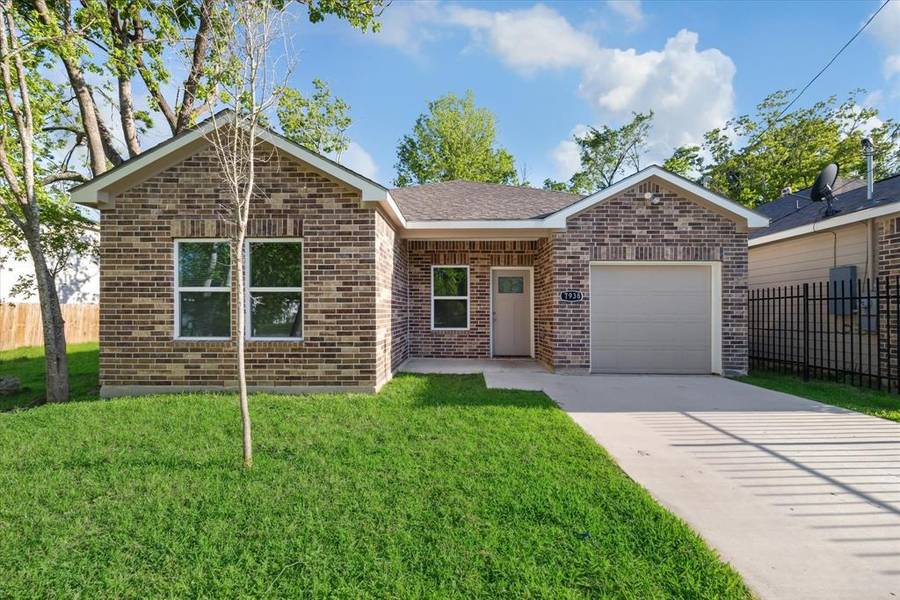 7938 Blue ST, Houston, TX 77028