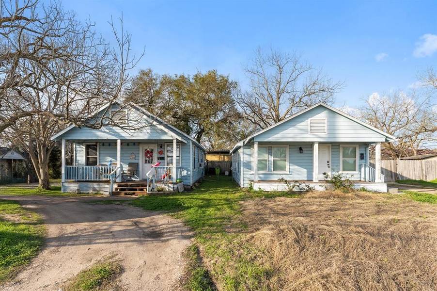 1605 Walnut AVE, Rosenberg, TX 77471