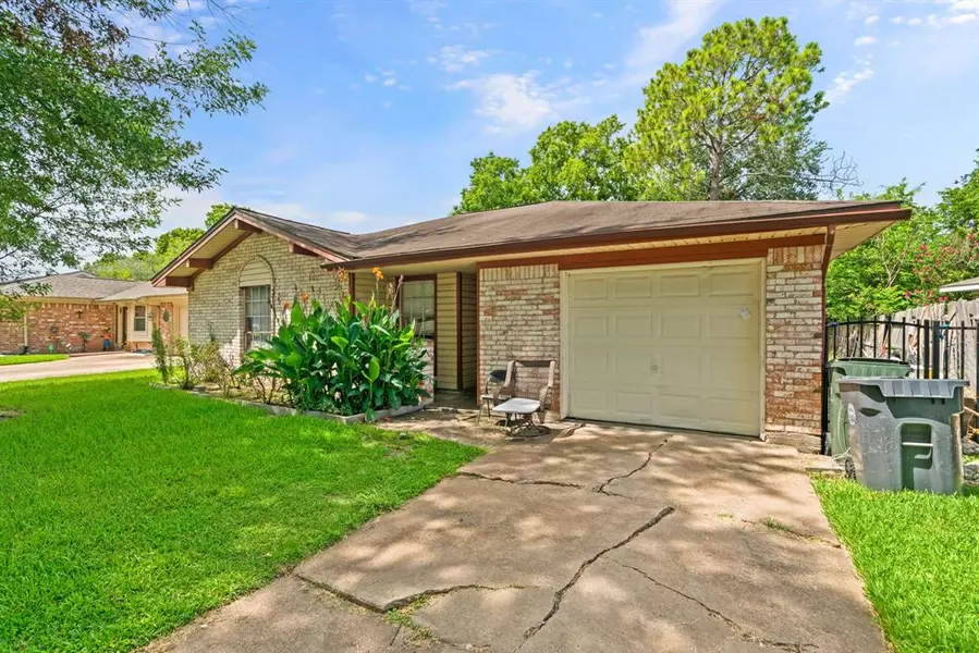 13639 Greenridge Dr, Sugar Land, TX 77498, Sugar Land, TX 77498