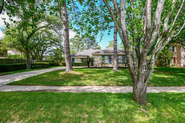 Houston, TX 77095,8307 Sunny Ridge DR