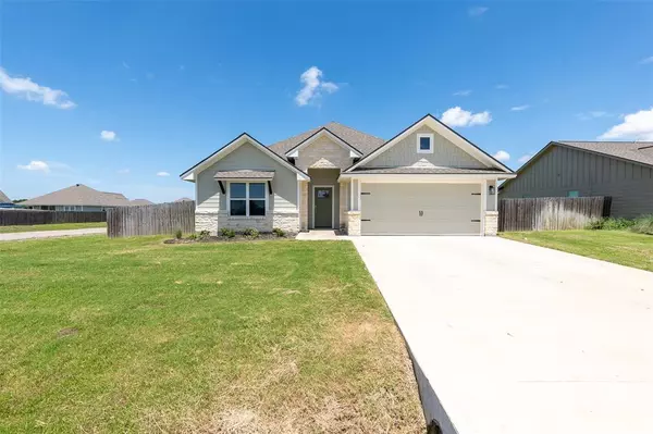 161 Rustic TRCE, Snook, TX 77879