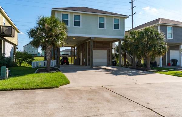 25123 Sausalito DR, Galveston, TX 77554