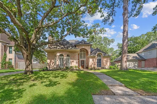 5811 Berkshire Hills DR, Houston, TX 77345