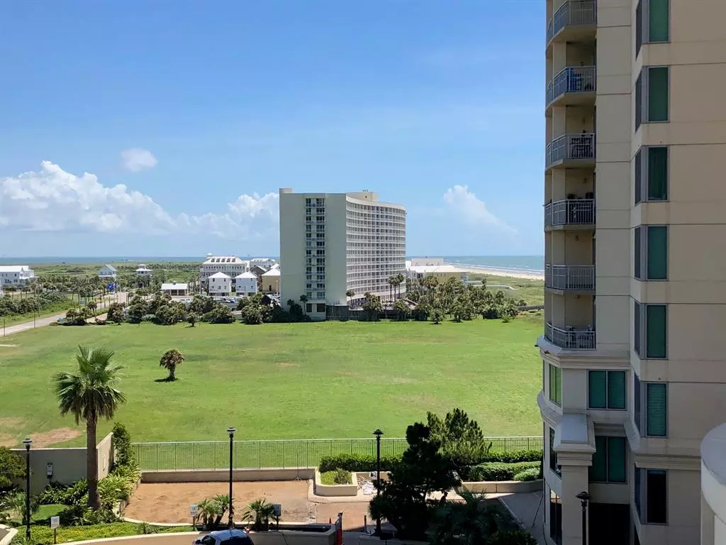 Galveston, TX 77550,801 East Beach Drive #TW0500