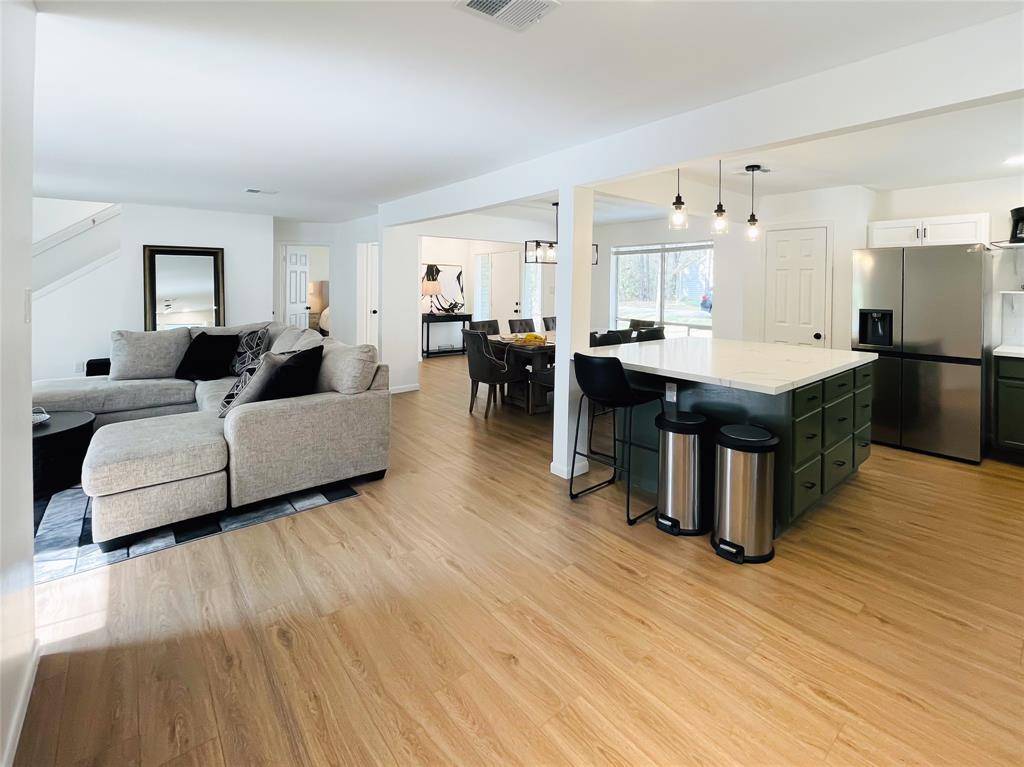 The Woodlands, TX 77380,1 Marsh Millet CT