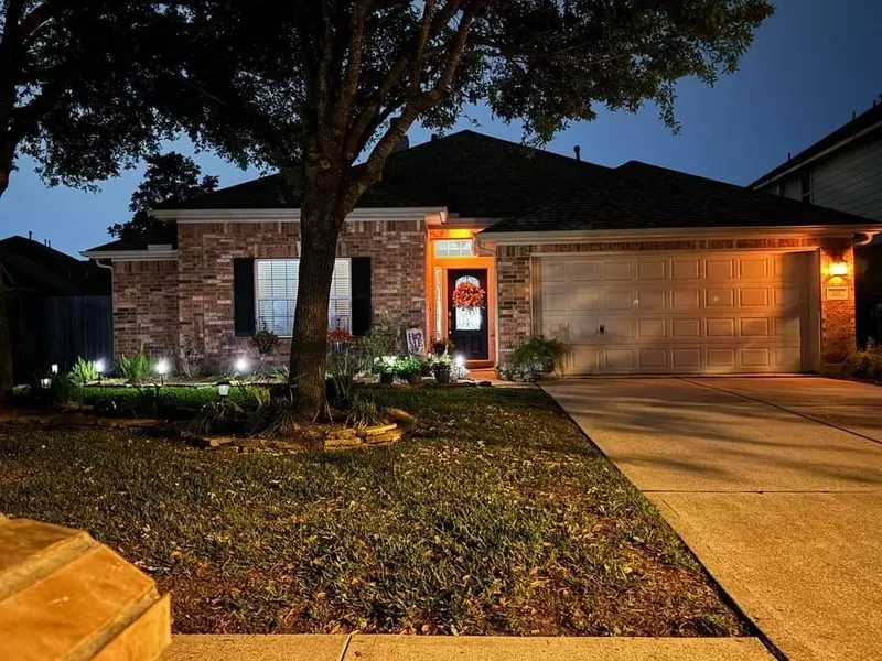 807 Almond Pointe, League City, TX 77573