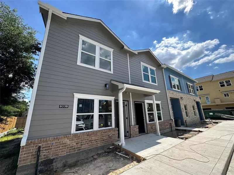 5262 Ella #200, Houston, TX 77018