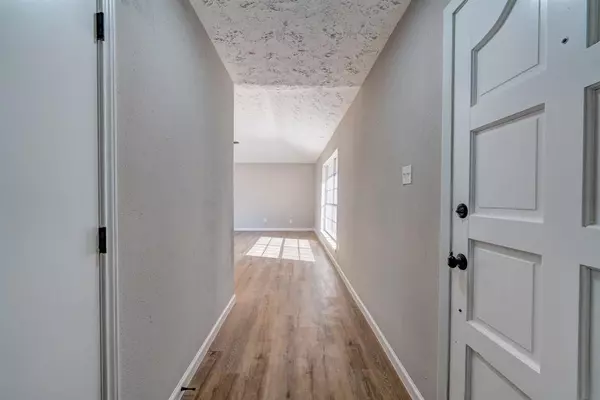 Houston, TX 77095,7239 Skylight LN