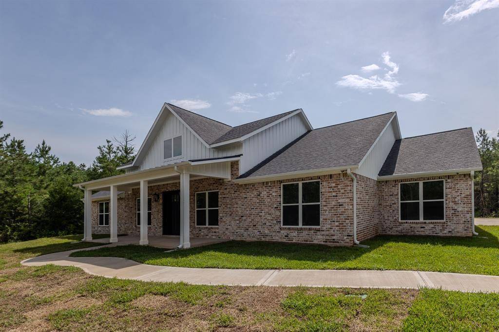 12744 Oak Barrel RD, Willis, TX 77378