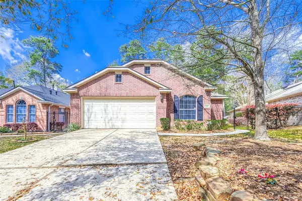 134 E Foxbriar Forest Circle, The Woodlands, TX 77382